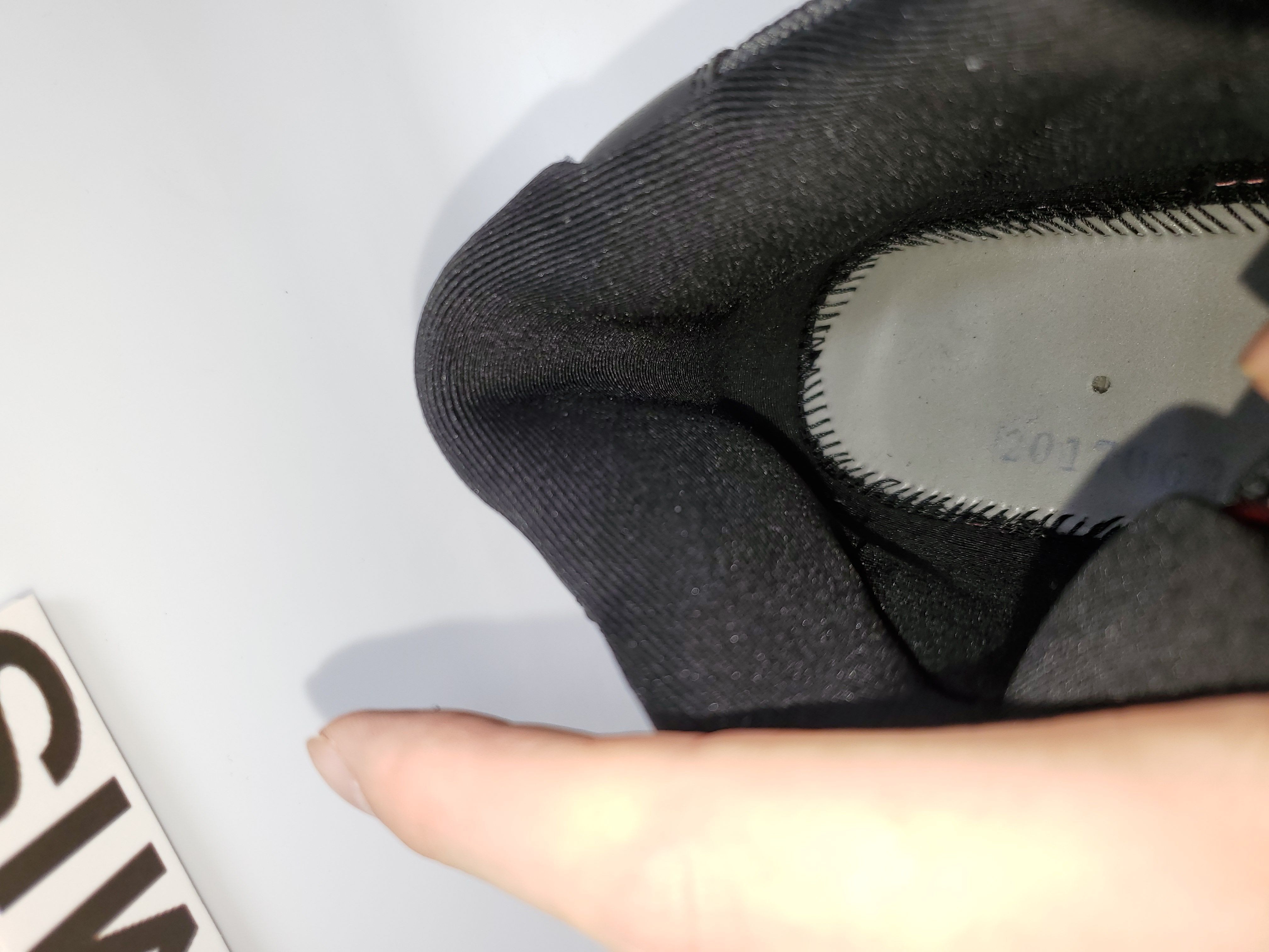 Air Jordan 11 Retro Playoffs (2012)