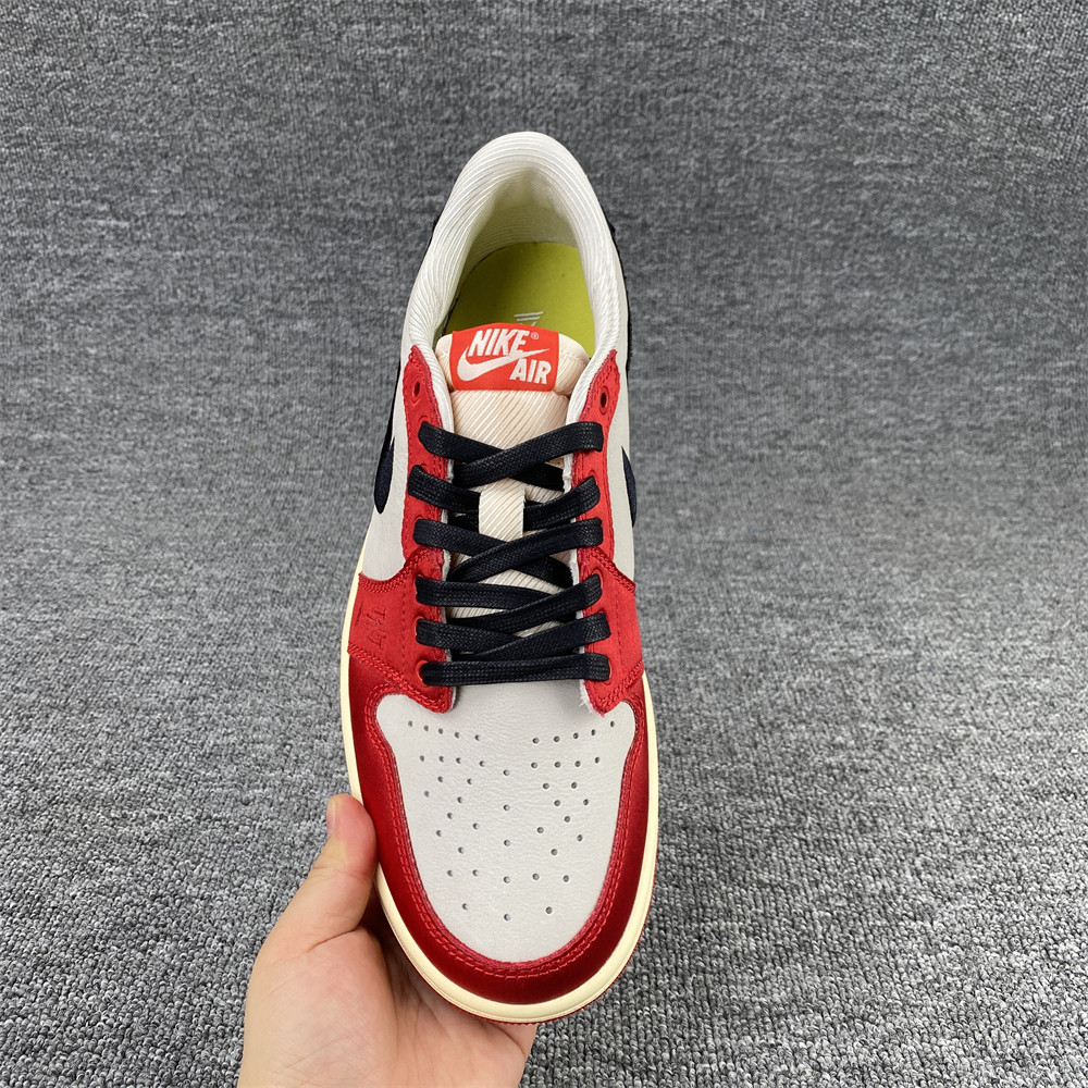 Air Jordan1 Retro Low OG Trophy Room Away