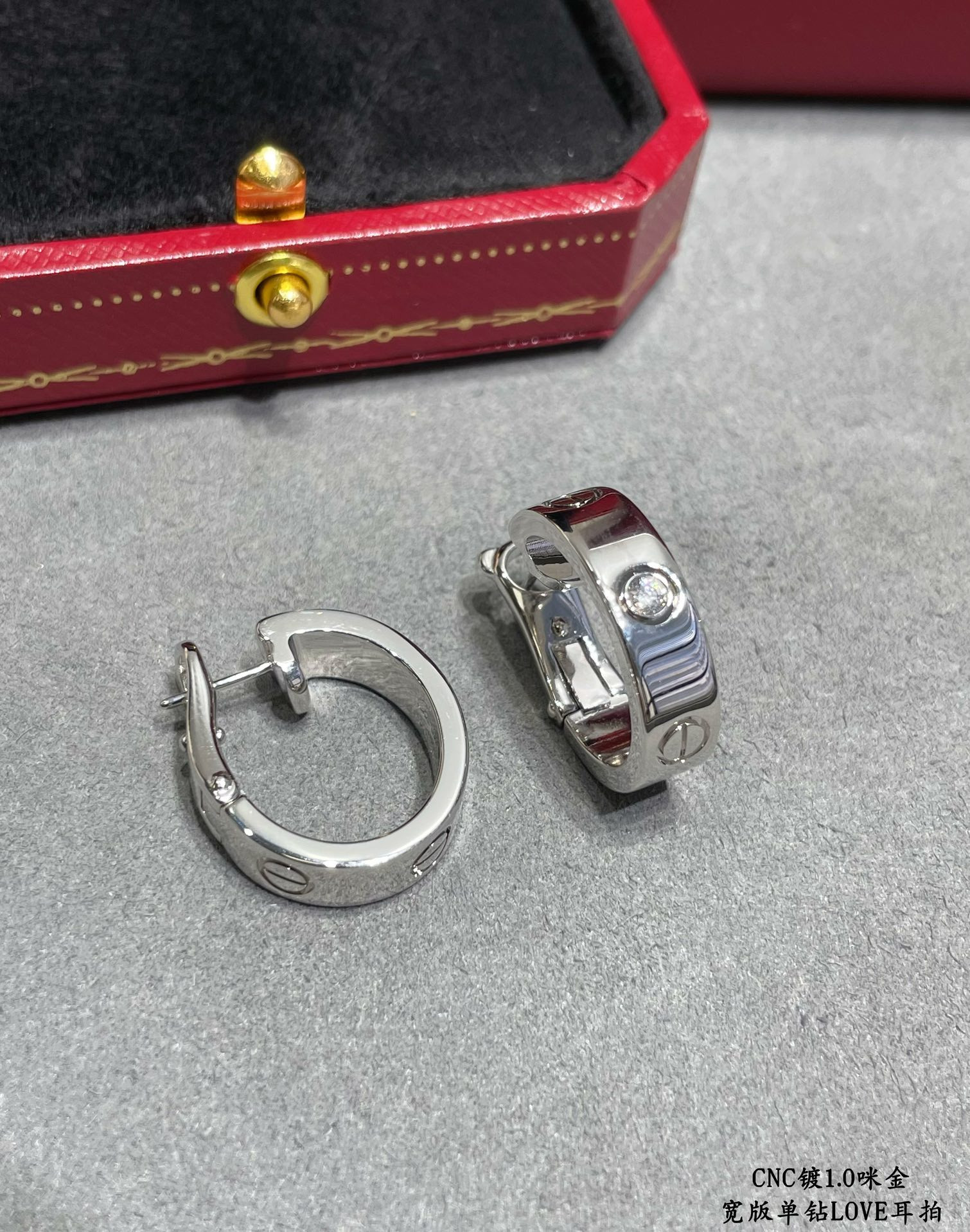 ca*t*er wide version single Di*m*nd love earrings