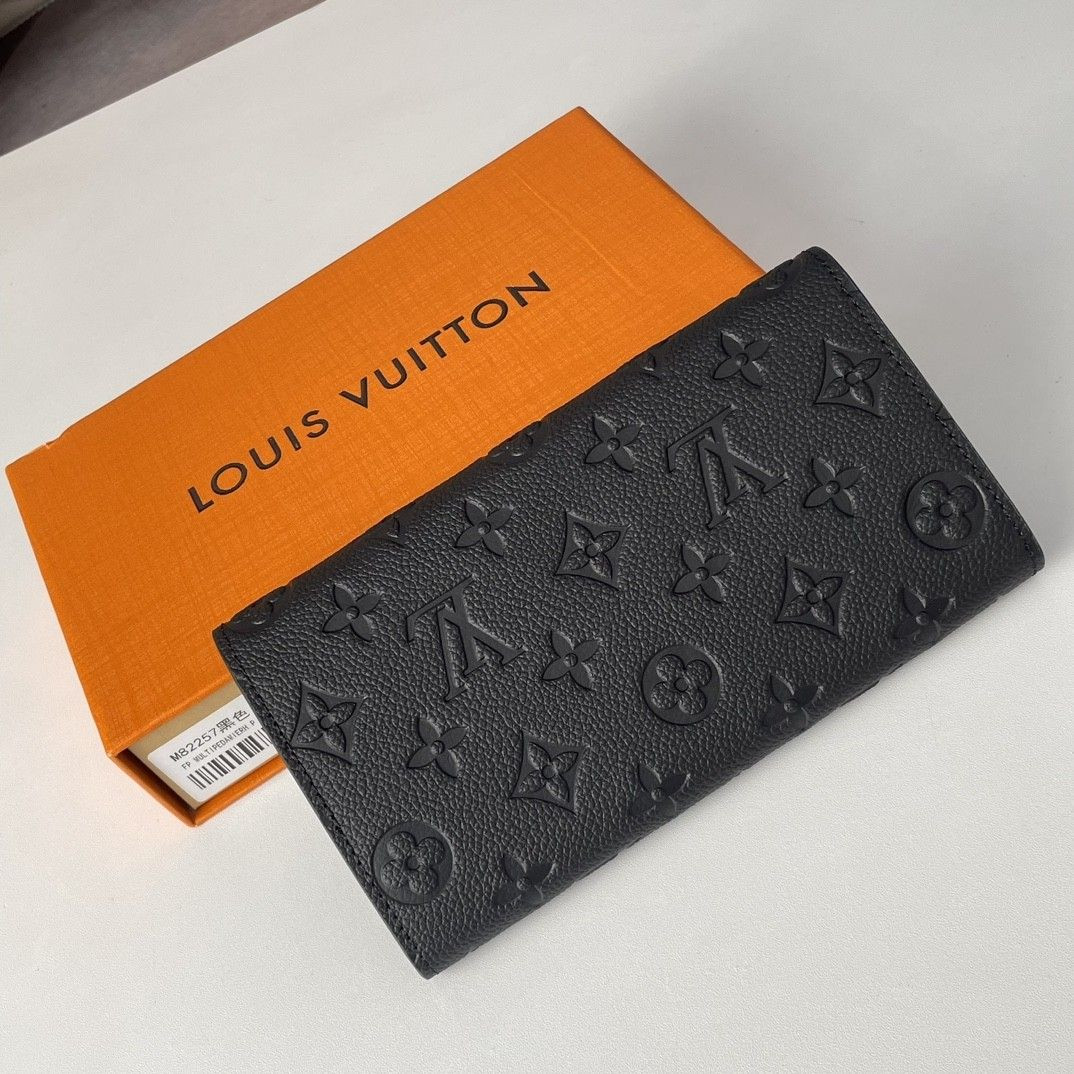 LV Sarah Wallet M82257 19x10.5x2cm