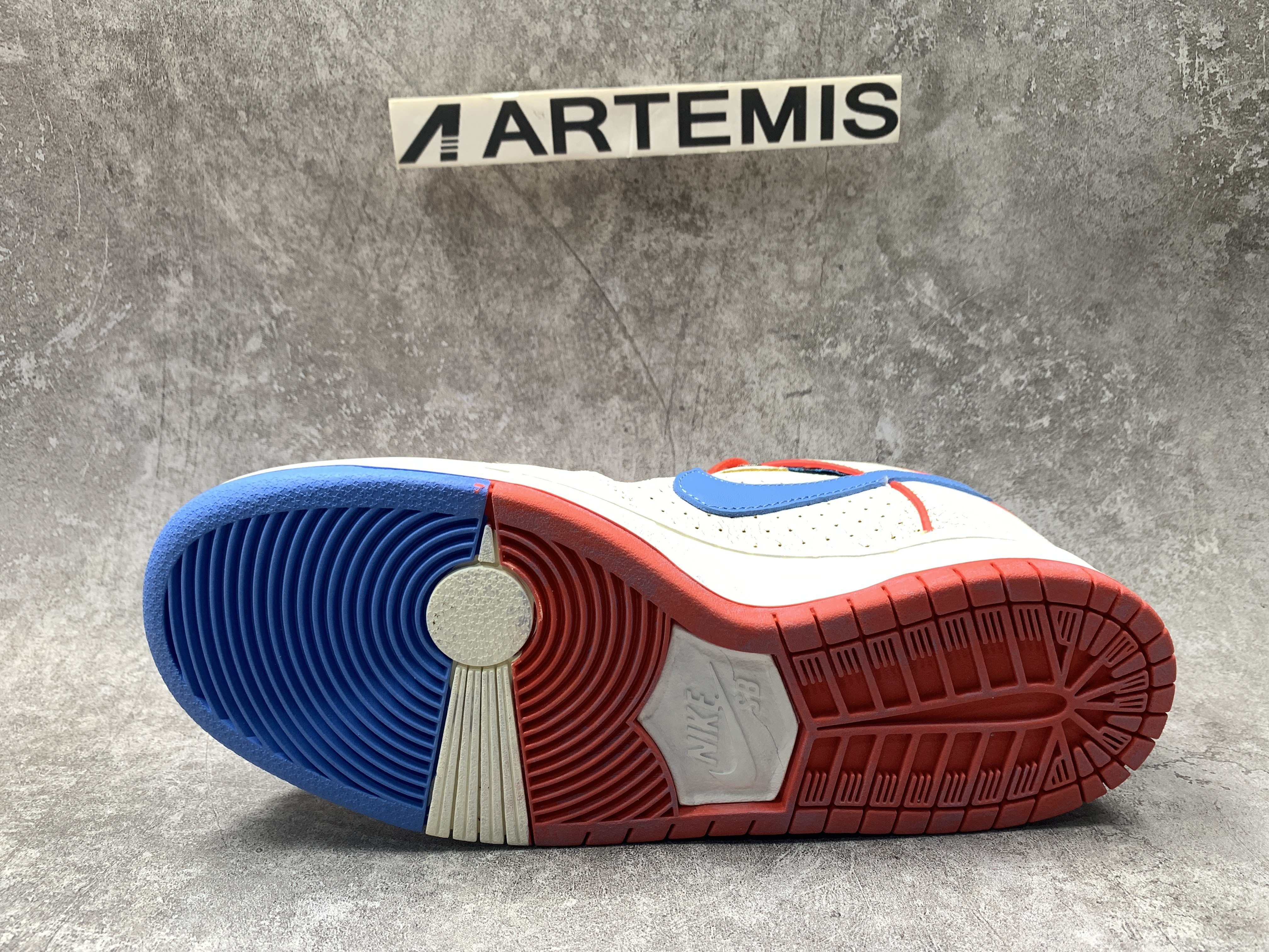 Nike Dunk SB High Pro Ishod Wair x Magnus Walker