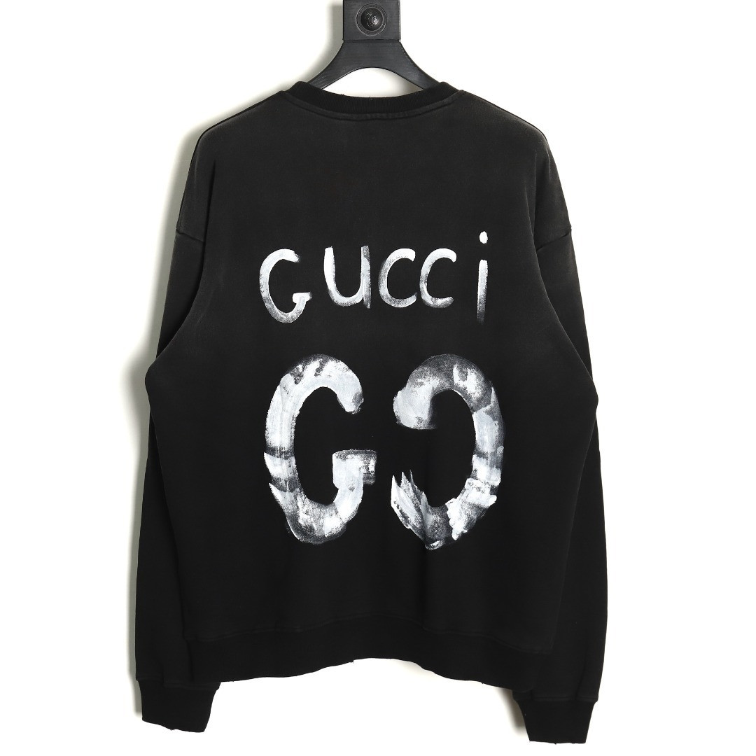 G*u*i hoodies