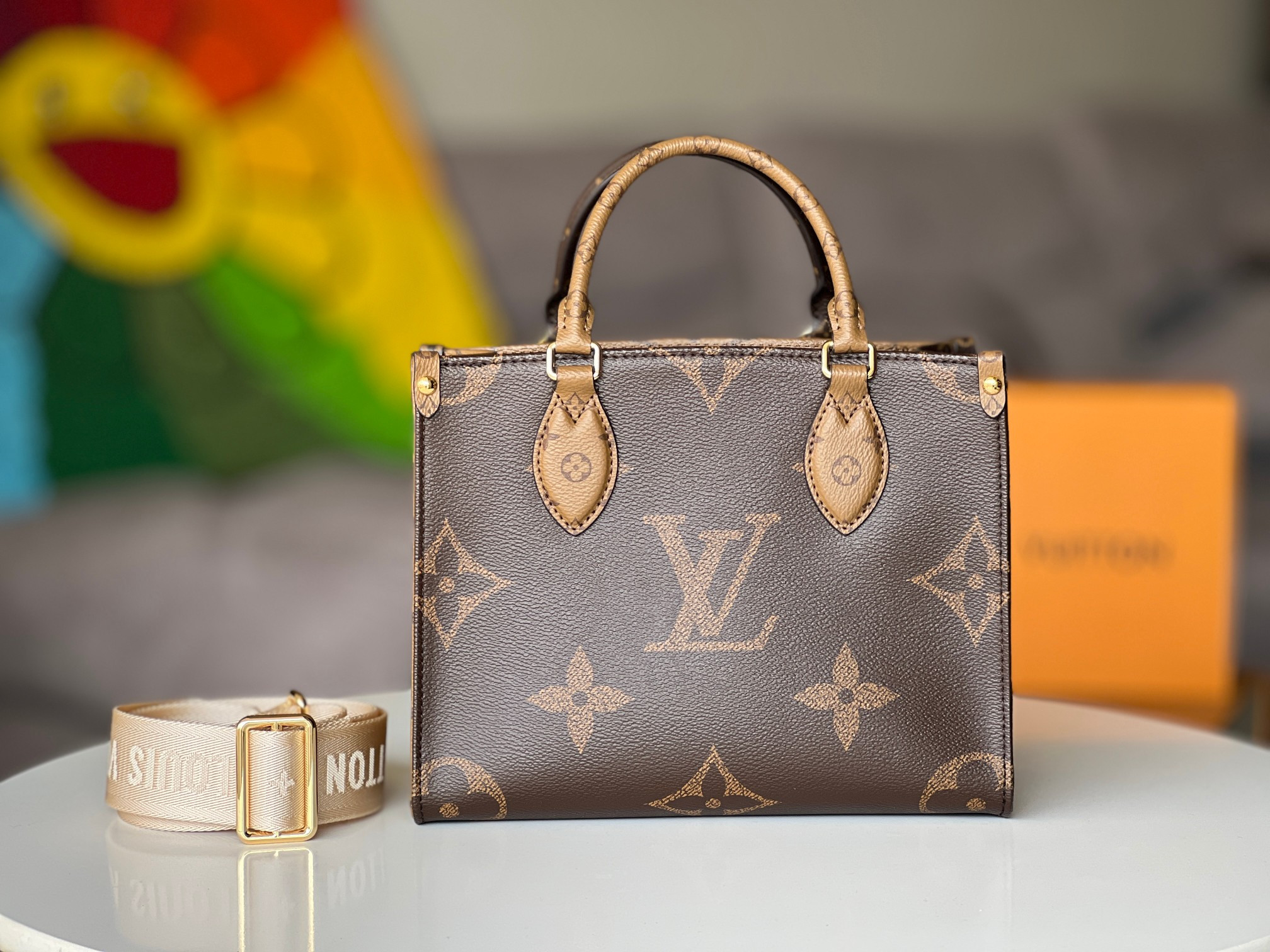 LV OnTheGo PM M46373 25x19x11.5cm