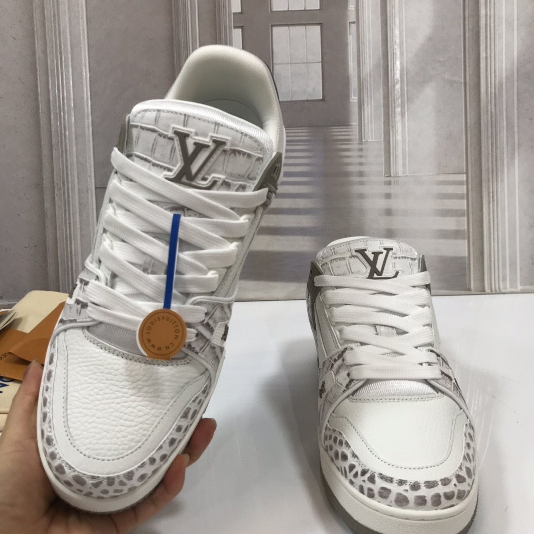 UA LV Trainer Sneaker