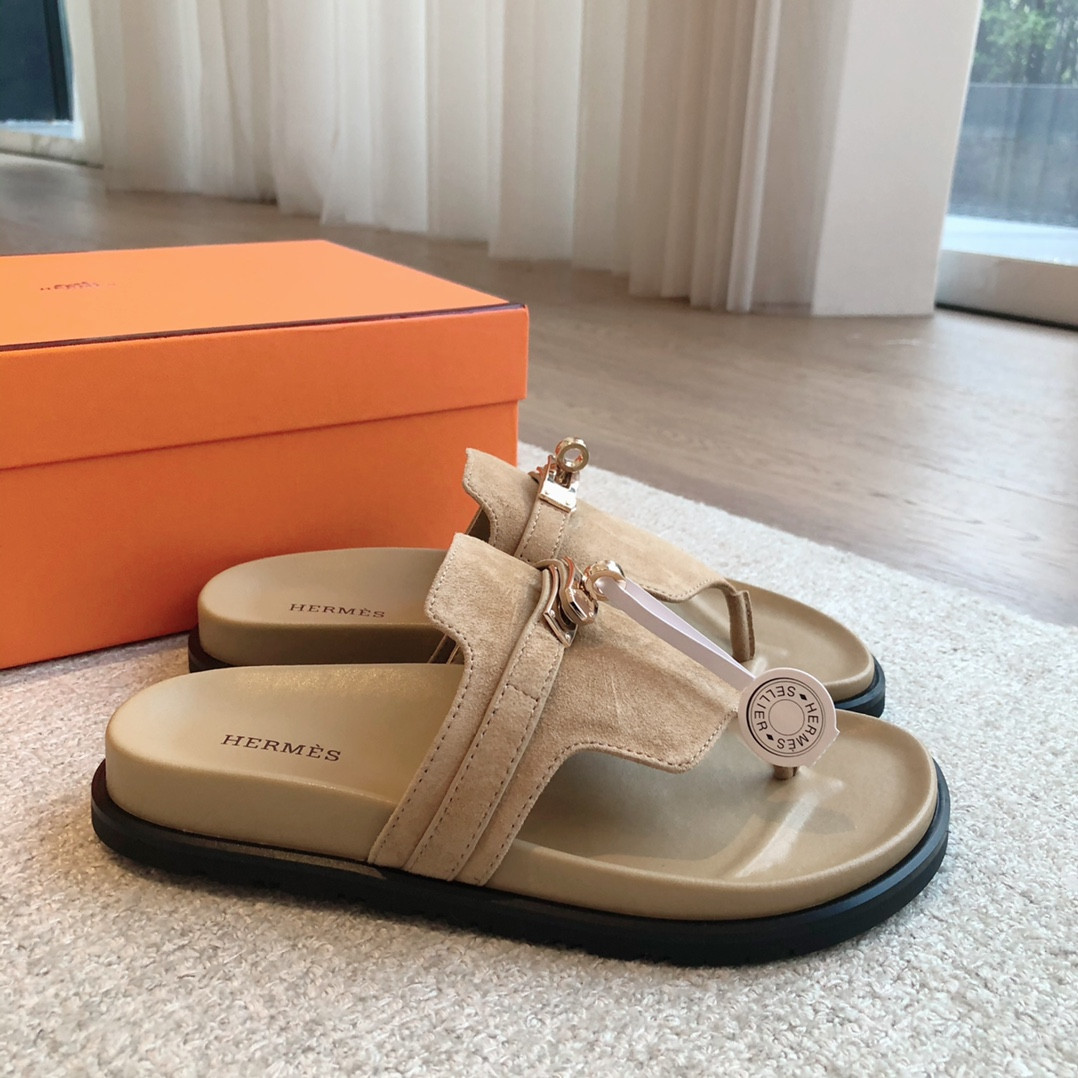 ua H**me5 empire sandal