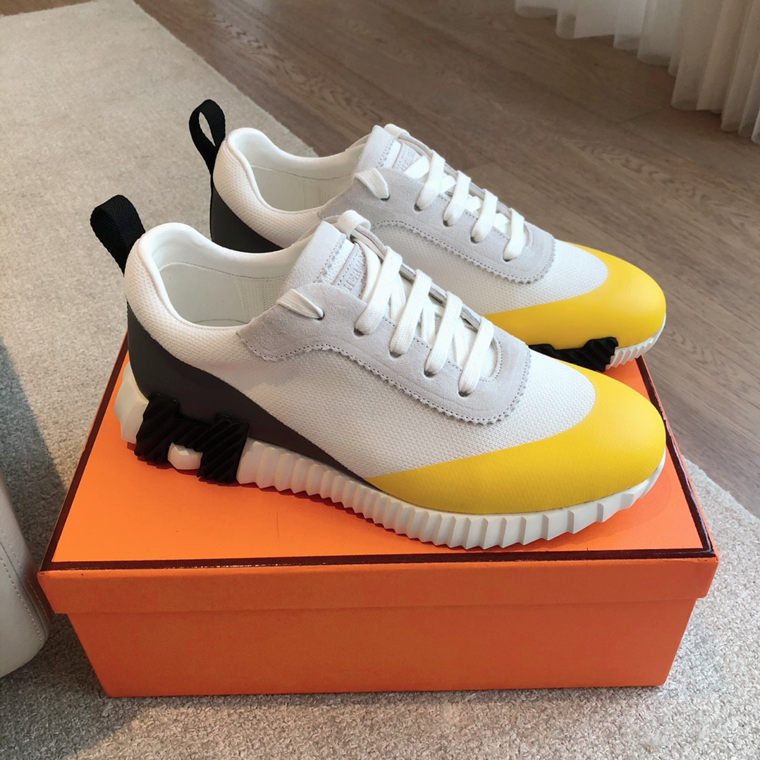 ua H**me5 bouncing sneaker