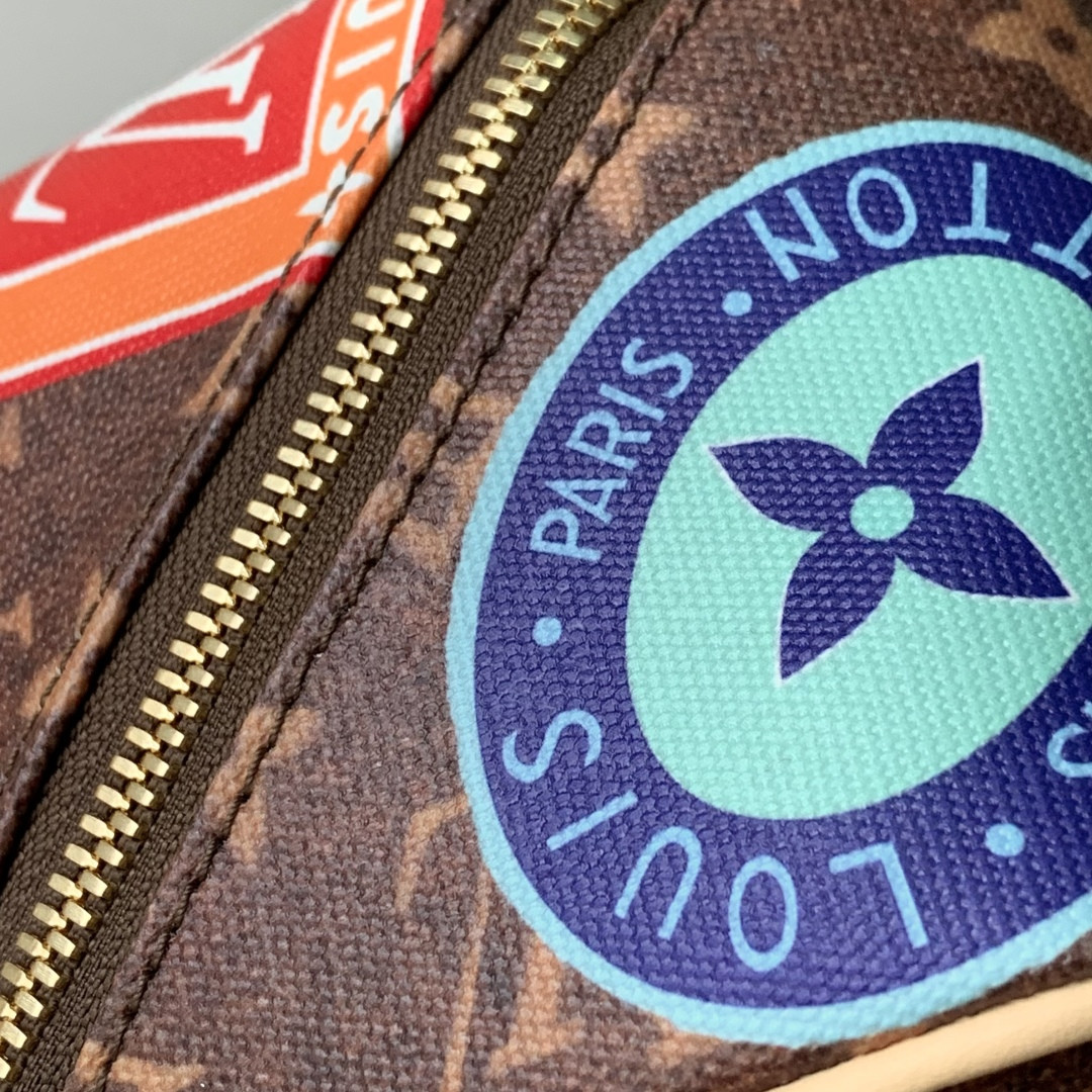 LV Toiletry Bag 2 compartments M14744 24x13x13cm