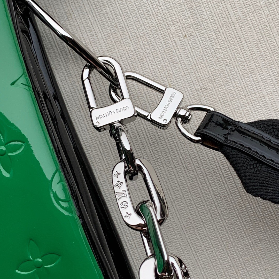 LV COUSSIN PM PATENT LEATHER M57793